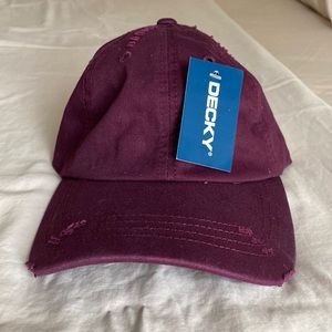Decky Maroon Hat